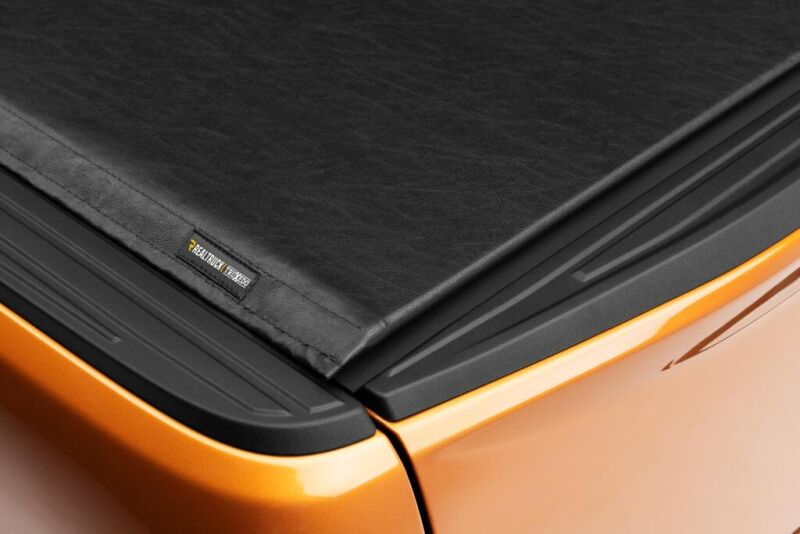 TruXedo Lo Pro Details Badge
