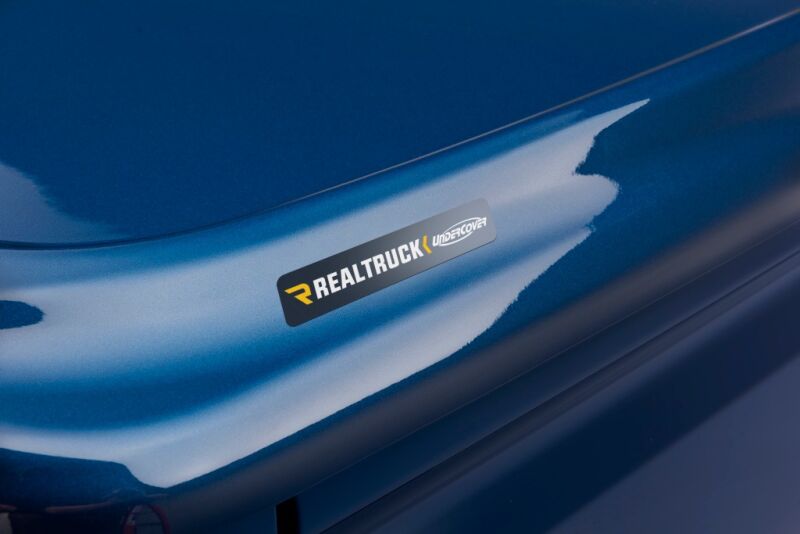 Undercover LUX Details Badge